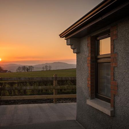 Elagh Cottages Derry Extérieur photo