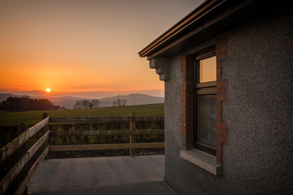 Elagh Cottages Derry Extérieur photo